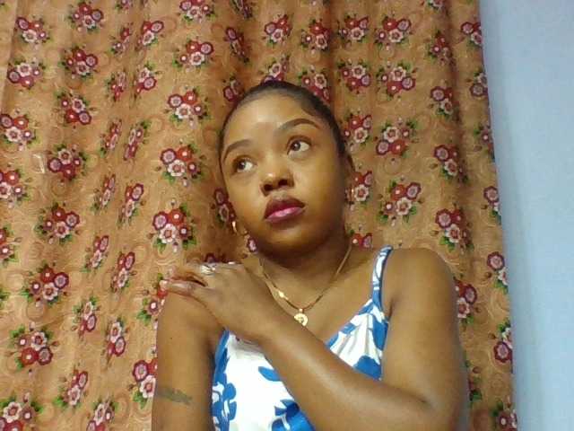 Elysa7 live cam on BongaCams