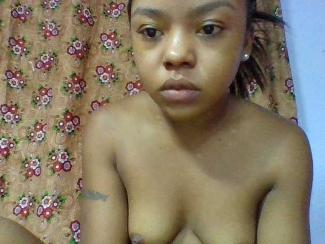 Elysa7 live cam on BongaCams