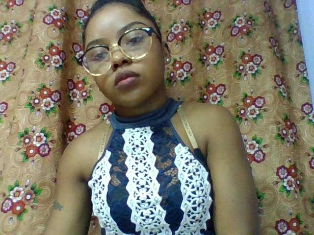 Elysa7 live cam on BongaCams