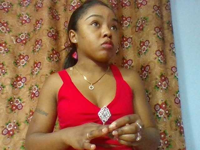 Elysa7 live cam on BongaCams