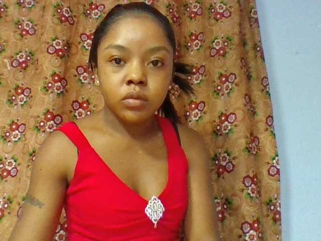 Elysa7 live cam on BongaCams