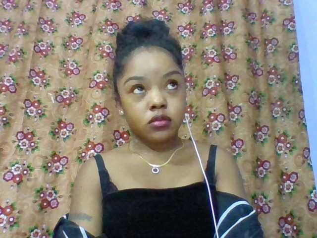 Elysa7 live cam on BongaCams
