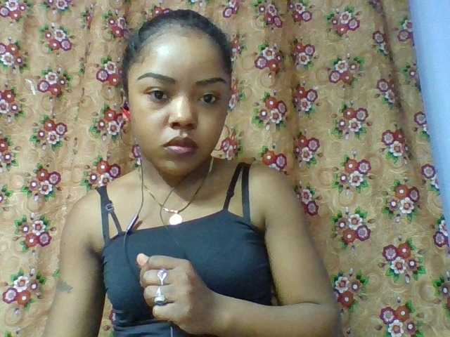 Elysa7 live cam on BongaCams