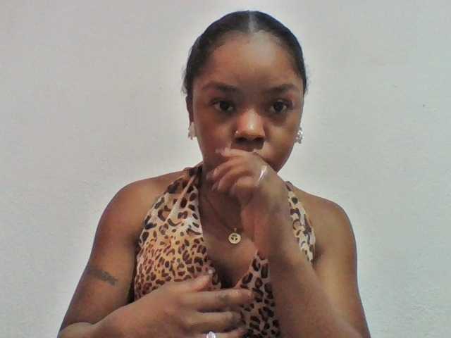 Elysa7 live cam on BongaCams
