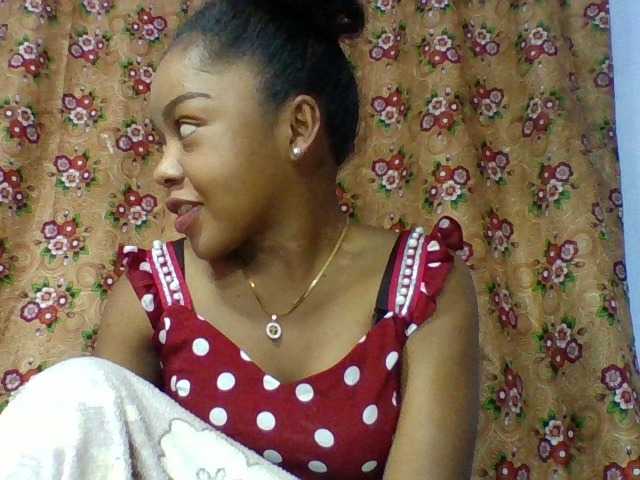 Elysa7 live cam on BongaCams