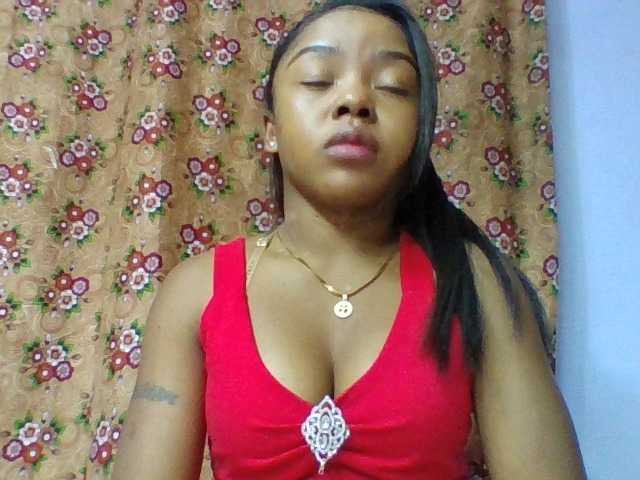 Elysa7 live cam on BongaCams