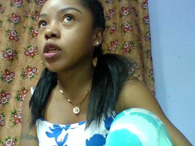 Elysa7 live cam on BongaCams