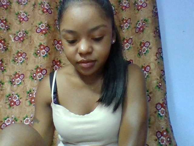 Elysa7 live cam on BongaCams