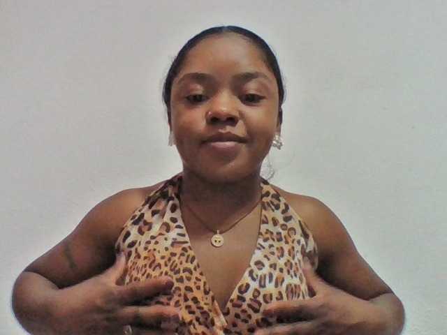 Elysa7 live cam on BongaCams