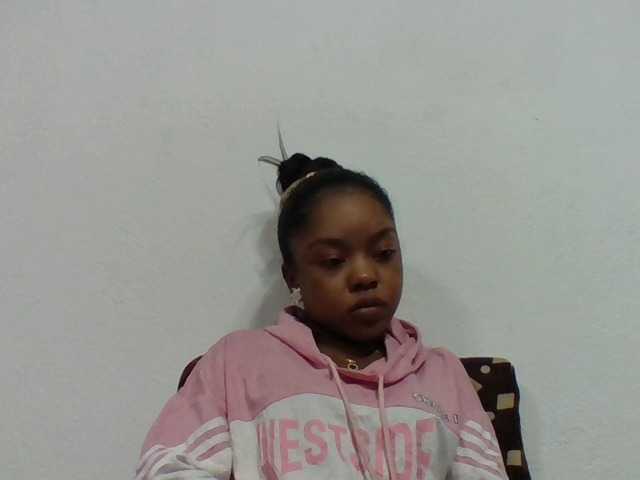 Elysa7 live cam on BongaCams