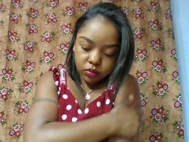 Elysa7 live cam on BongaCams