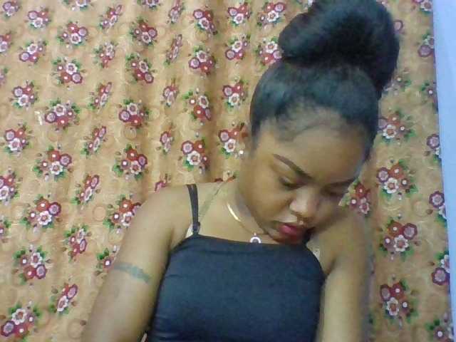 Elysa7 live cam on BongaCams