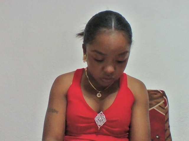Elysa7 live cam on BongaCams