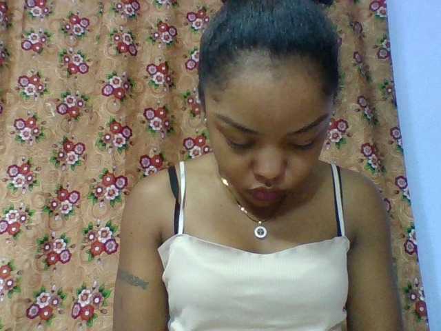 Elysa7 live cam on BongaCams