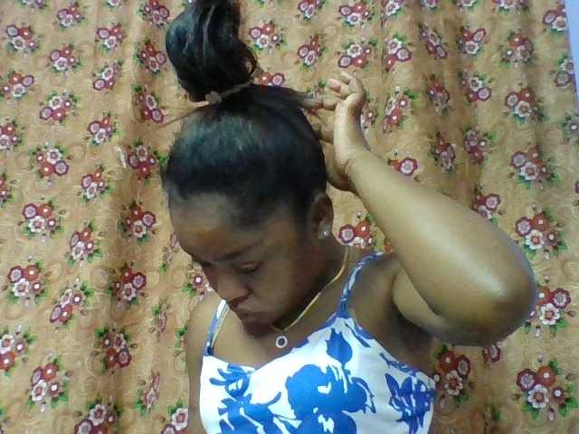 Elysa7 live cam on BongaCams