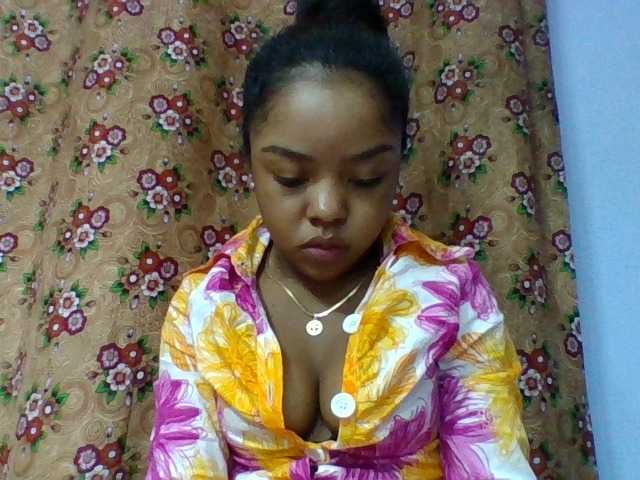 Elysa7 live cam on BongaCams
