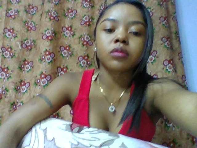Elysa7 live cam on BongaCams