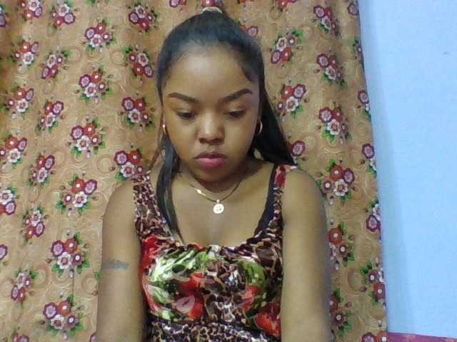Elysa7 live cam on BongaCams