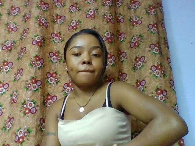Elysa7 live cam on BongaCams