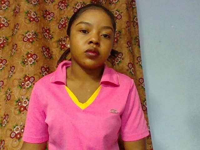 Elysa7 live cam on BongaCams