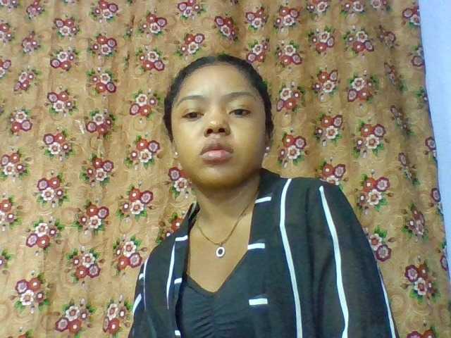 Elysa7 live cam on BongaCams