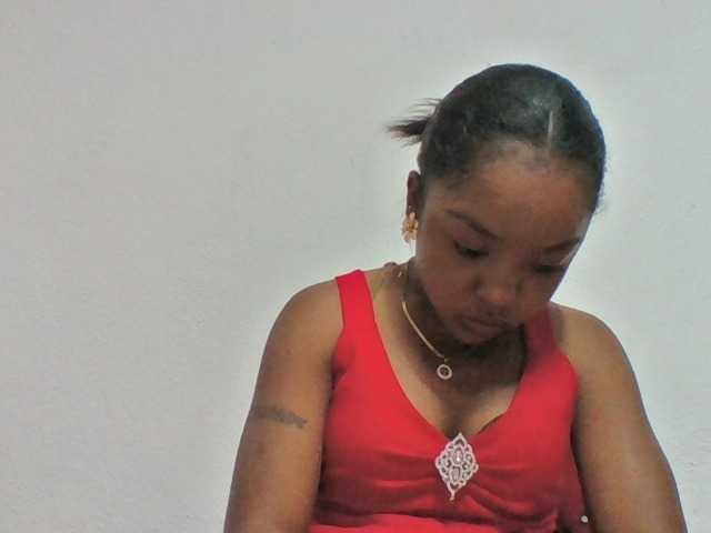 Elysa7 live cam on BongaCams