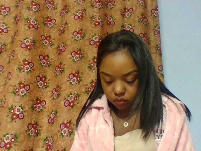 Elysa7 live cam on BongaCams
