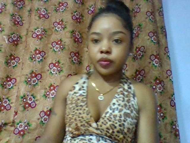 Elysa7 live cam on BongaCams