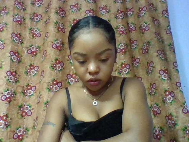 Elysa7 live cam on BongaCams