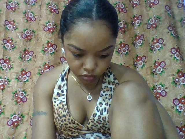 Elysa7 live cam on BongaCams