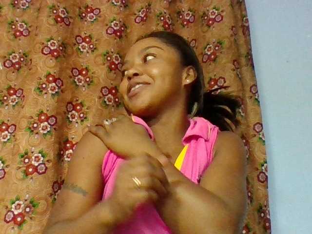 Elysa7 live cam on BongaCams