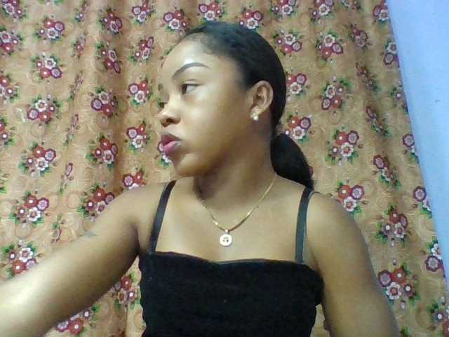 Elysa7 live cam on BongaCams