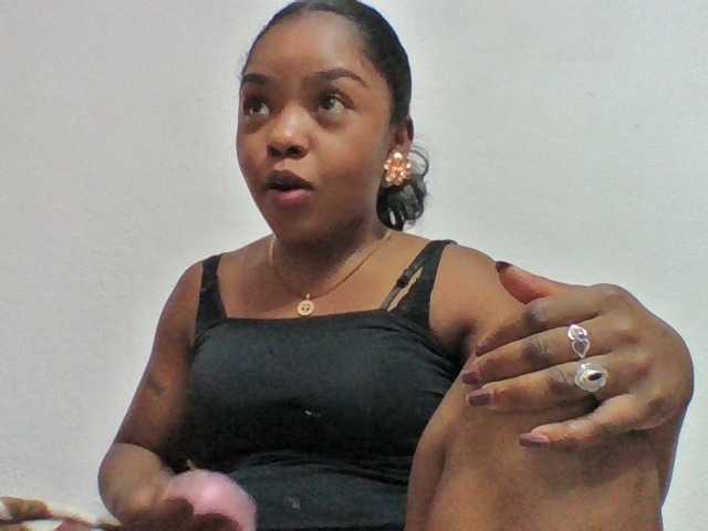Elysa7 live cam on BongaCams