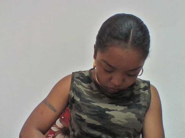 Elysa7 live cam on BongaCams