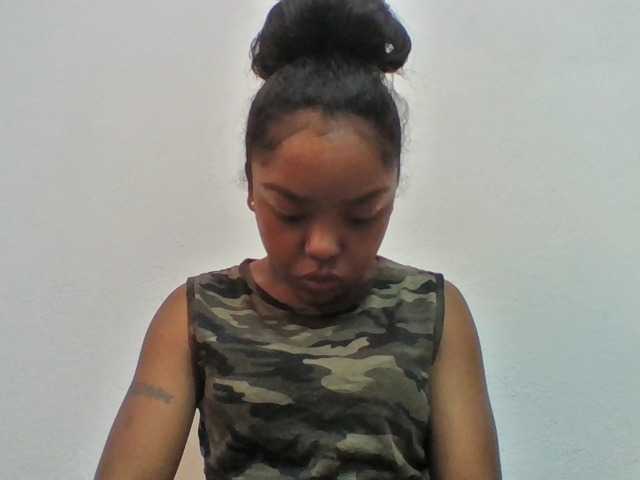 Elysa7 live cam on BongaCams