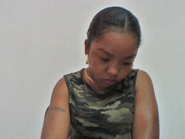 Elysa7 live cam on BongaCams