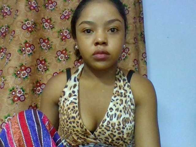 Elysa7 live cam on BongaCams