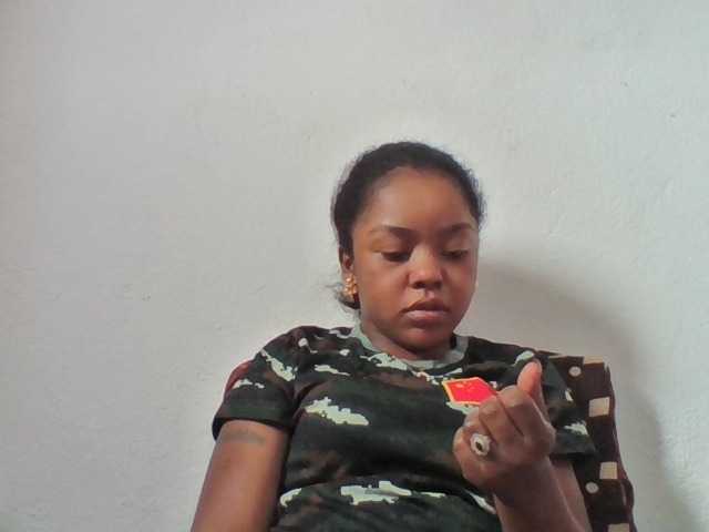 Elysa7 live cam on BongaCams