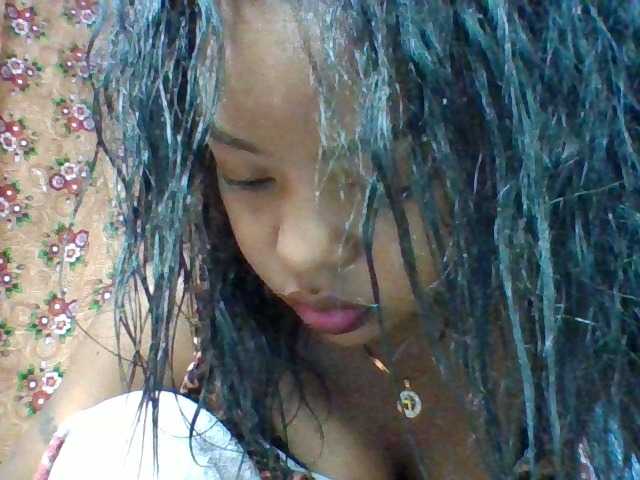 Elysa7 live cam on BongaCams