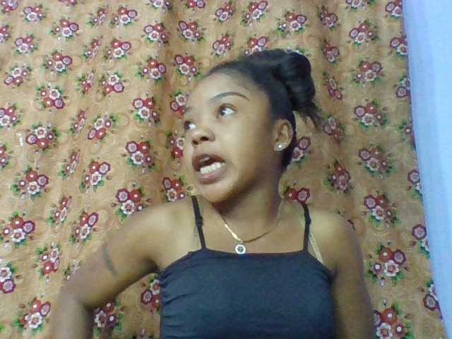 Elysa7 live cam on BongaCams