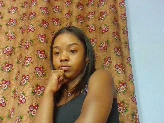 Elysa7 live cam on BongaCams
