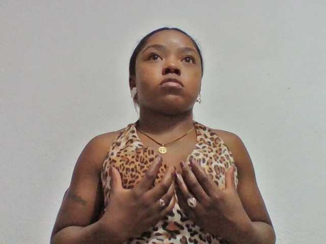 Elysa7 live cam on BongaCams