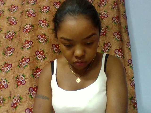 Elysa7 live cam on BongaCams