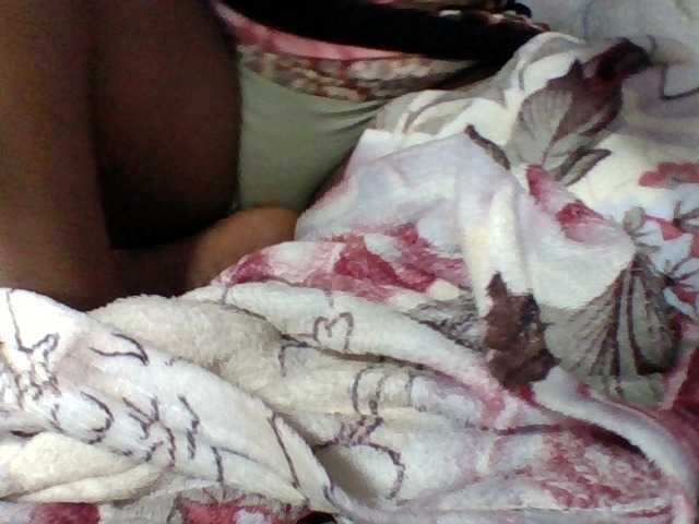 Elysa7 live cam on BongaCams