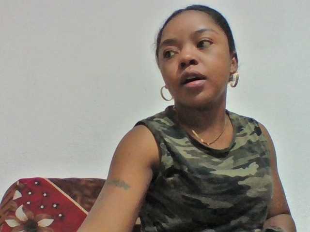 Elysa7 live cam on BongaCams