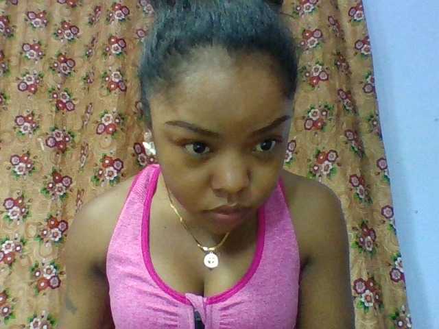 Elysa7 live cam on BongaCams