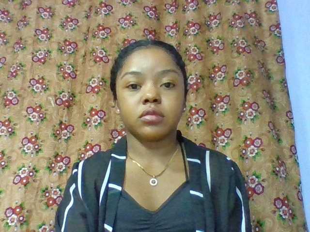 Elysa7 live cam on BongaCams