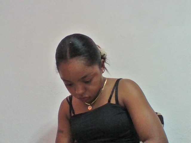 Elysa7 live cam on BongaCams