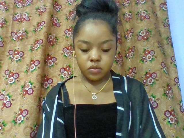 Elysa7 live cam on BongaCams