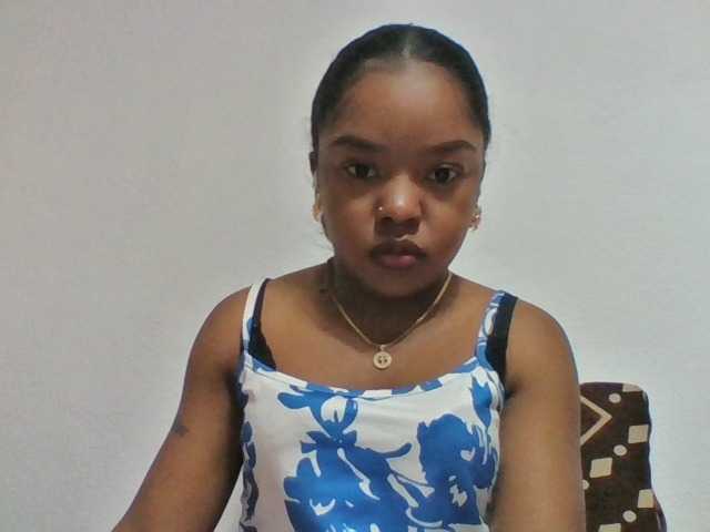 Elysa7 live cam on BongaCams
